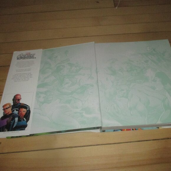 Marvel Avengers Encyclopedia (2016) Marvel Comics Hardcover - Picture 2 of 11